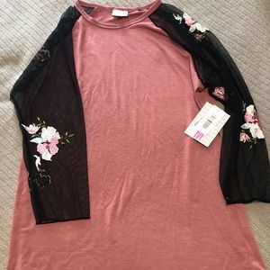 Lularoe Floral Lace Sleeve Randy Size Medium